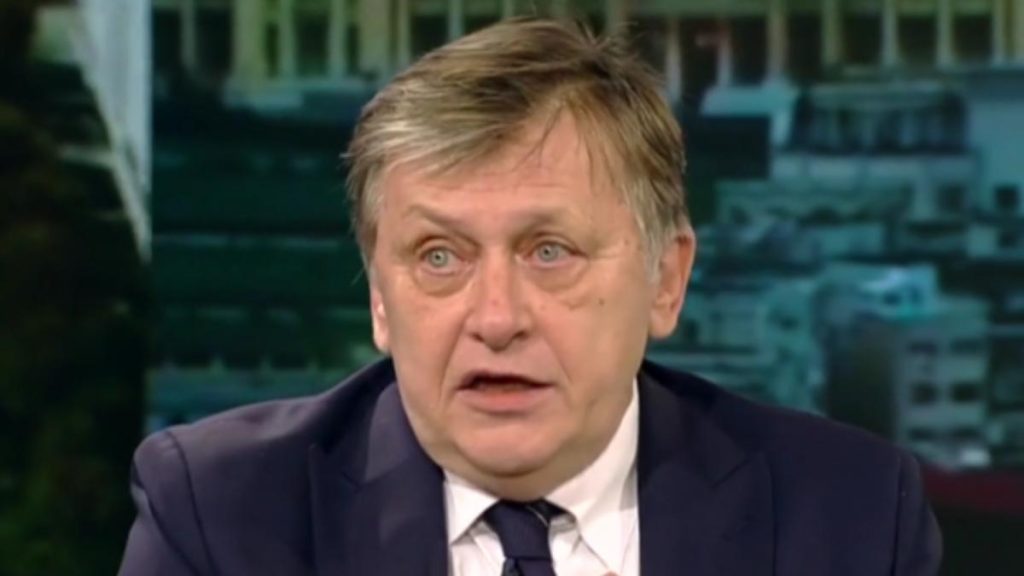 Crin Antonescu despre votantii lui Georgescu Nu ii consider nici marginea societatii nici platiti