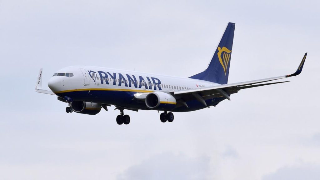 Un avion cu 194 pasageri a cerut intoarcere urgenta la Otopeni