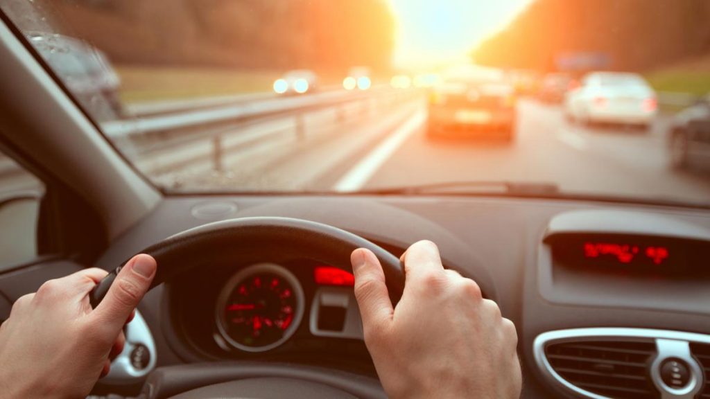 Un barbat prins de trei ori fara permis implicat in accident