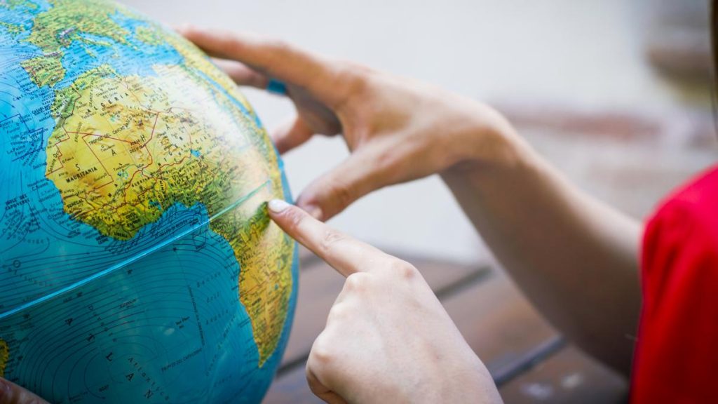 Geografia a disparut din materii la clasele XI XII sustine Societatea de Geografie
