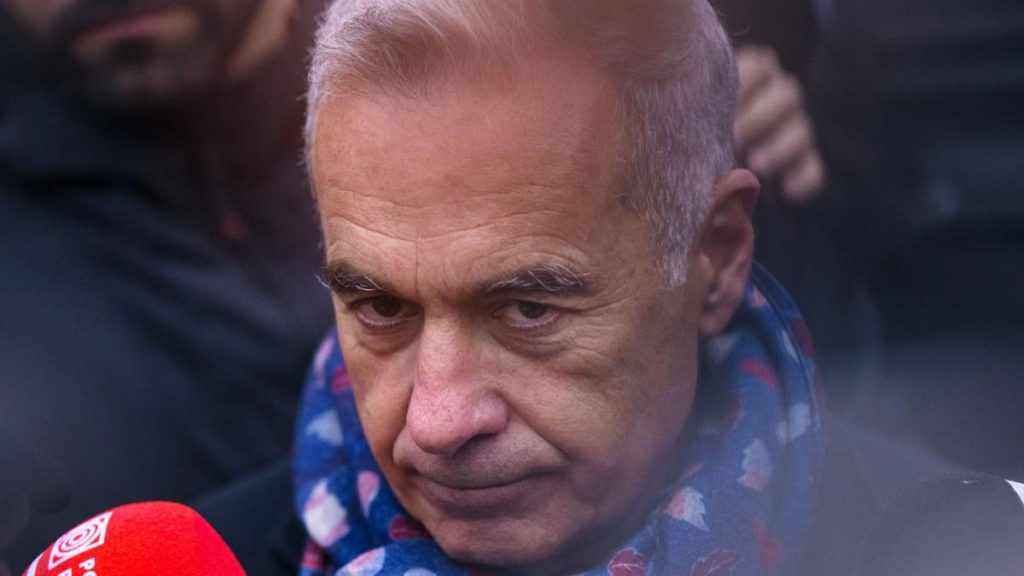 Surse 150 mesaje intre legionar si Calin Georgescu