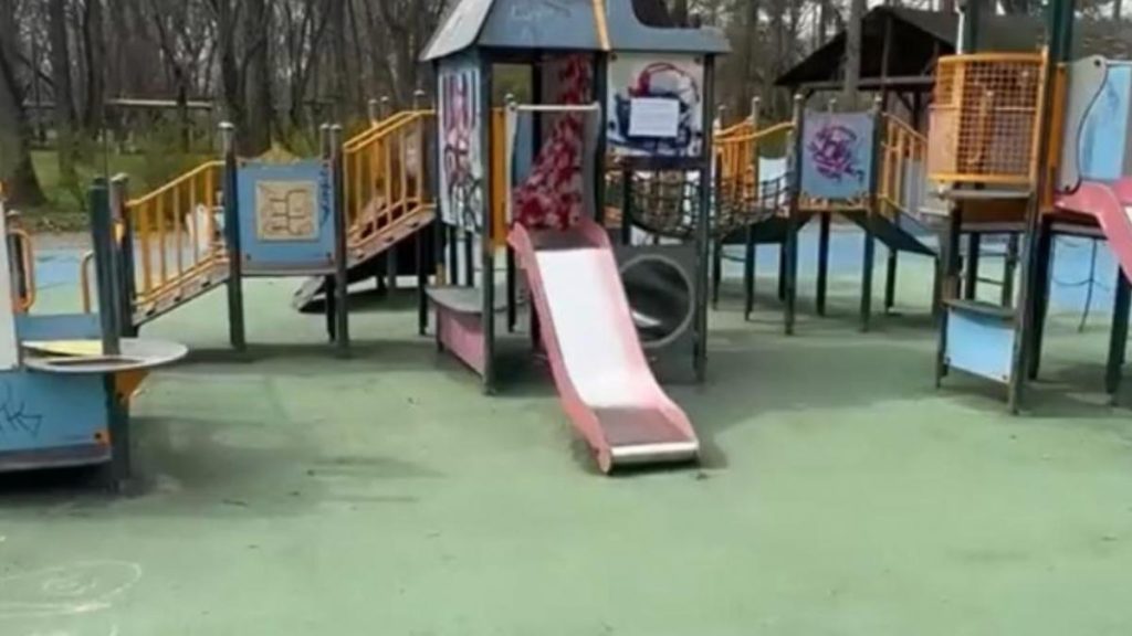 ANPC a inchis locurile de joaca din Herastrau