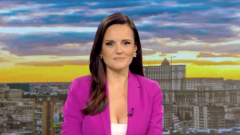 De ce spunem pijamale si nu pijama Greseli frecvente la pluralul articolelor vestimentare