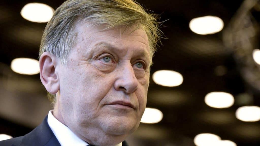 Crin Antonescu reactie la taxele anuntate de Trump Trebuie sa protejam companiile romanesti de efectele unui razboi comercial