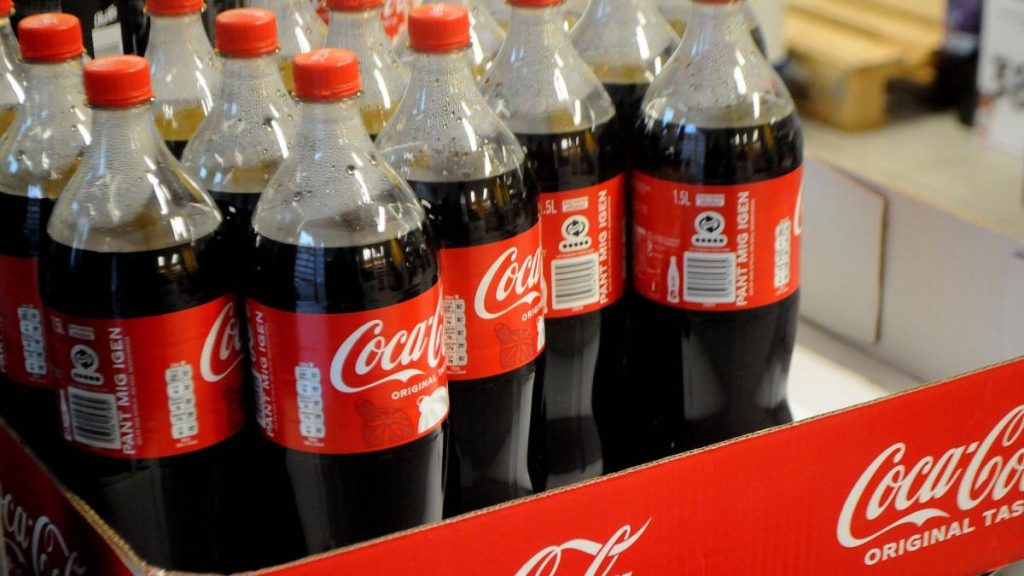 De ce unele sticle Coca Cola au capac galben primavara