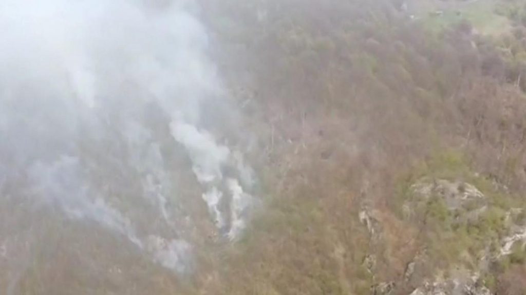 Incendiu de vegetatie in Arges Interventie cu elicopter