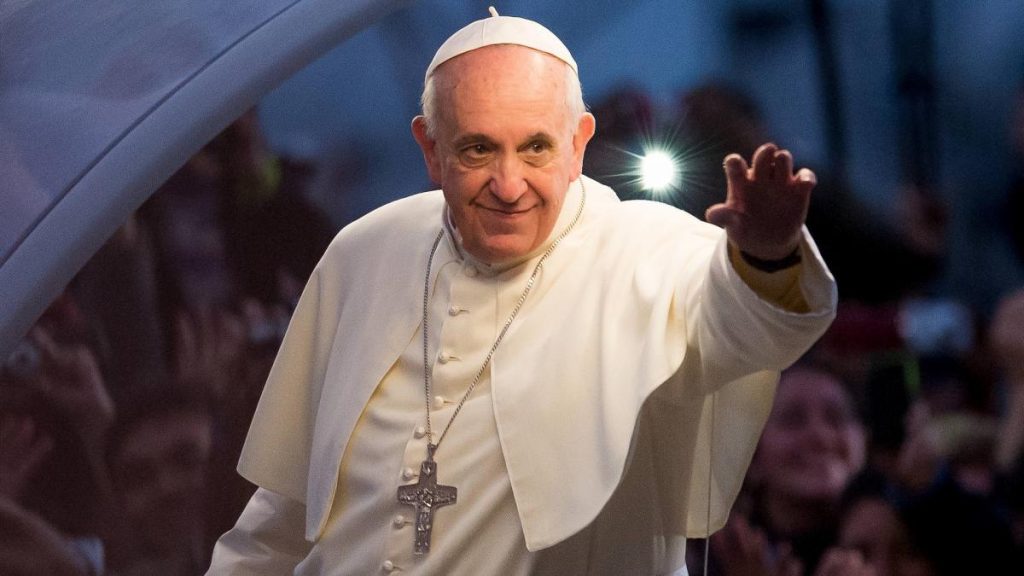 Papa Francisc cere incetarea razboaielor de Paste