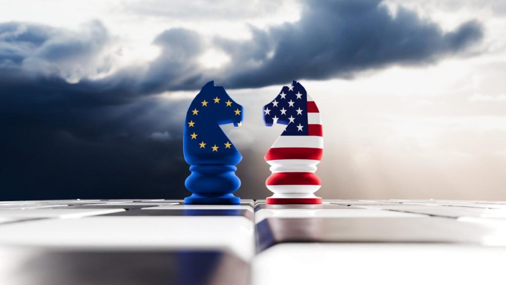 Sondaj 62 la suta dintre romani ar alege UE in locul SUA