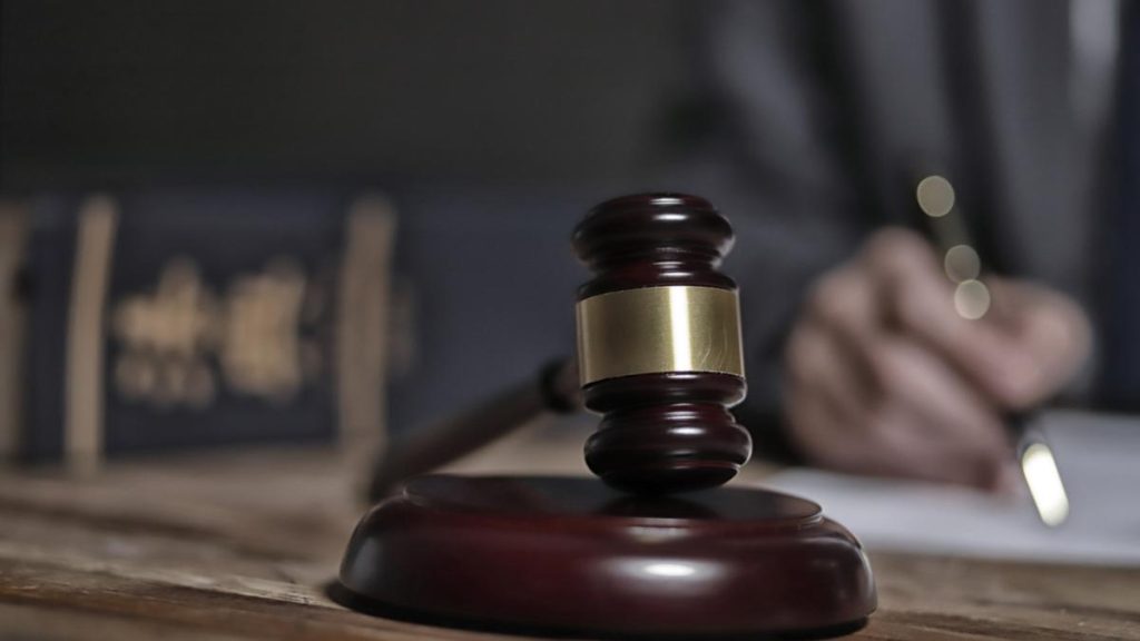 Surse Judecatorul ce a suspendat decizia CCR apropiat de USR