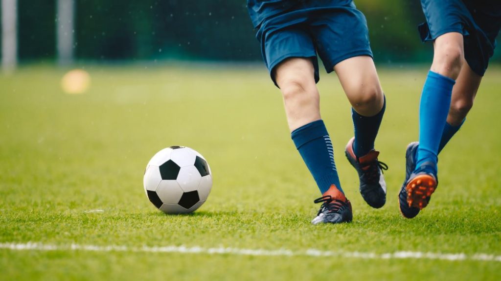Un fotbalist de 14 ani a murit in Franta