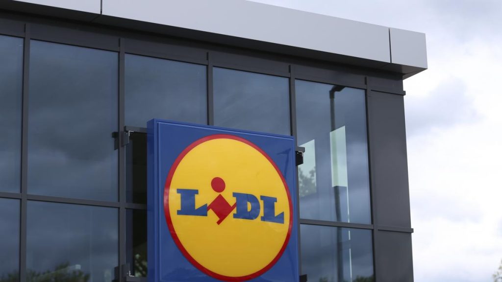 Alerta alimentara Lidl retrage seminte de susan contaminate