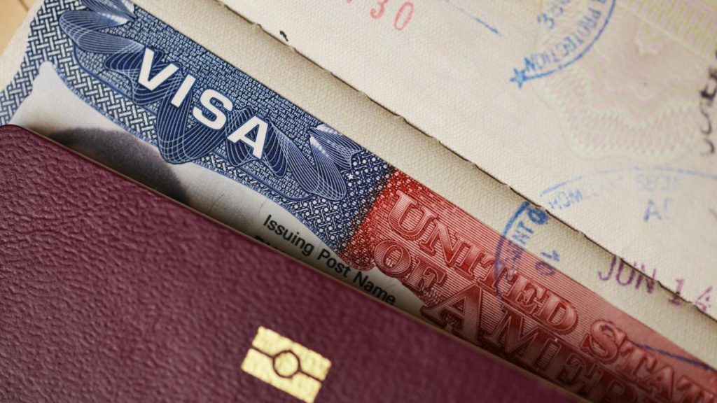 Romania solicita detalii tehnice privind excluderea din Visa Waiver
