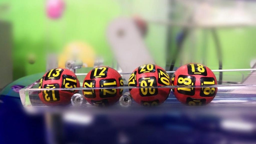 Trageri Speciale Loto 649 de 1 Mai Numerele si premiile