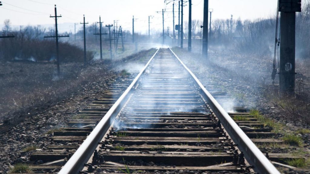 CFR reduce viteza trenurilor din cauza caldurii extreme