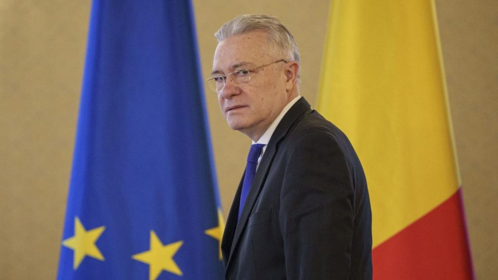 Cristian Diaconescu ramane consilier prezidential pentru aprare
