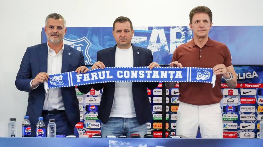 Ianis Zicu prezentat oficial la Farul Constanta E greu sa vin dupa Hagi