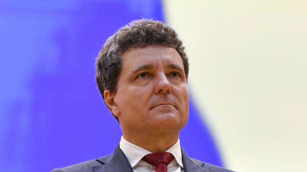 Kelemen Hunor il aprecieaza pe Nicusor Dan Un jucator cu rabdare si bun simt