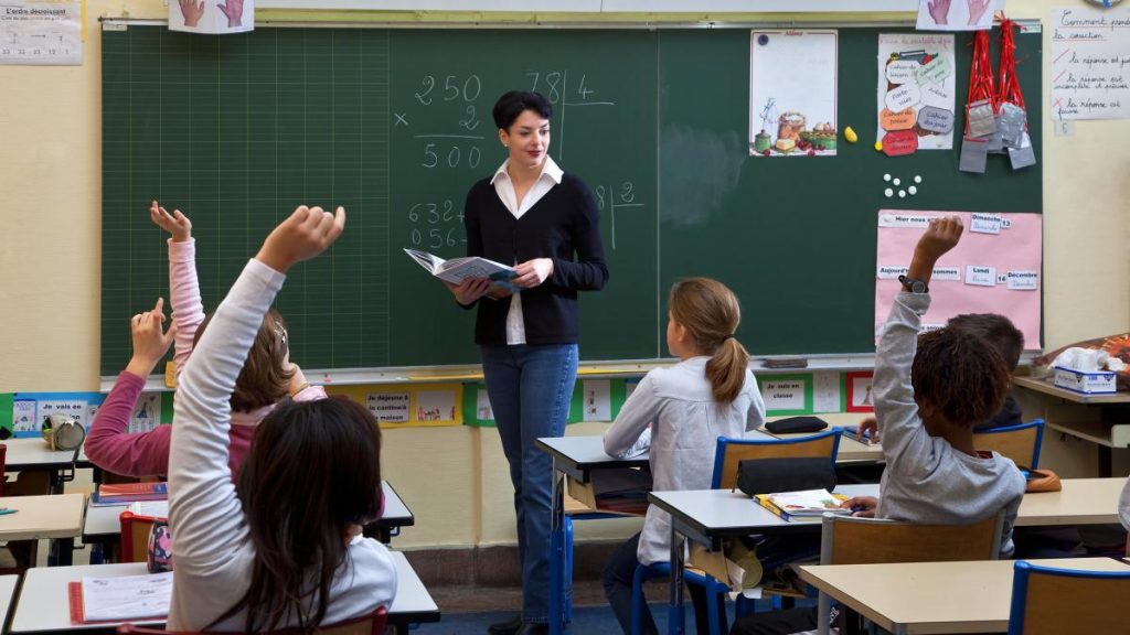 Mesaje de Ziua Invatatorului Urari frumoase pentru profesori