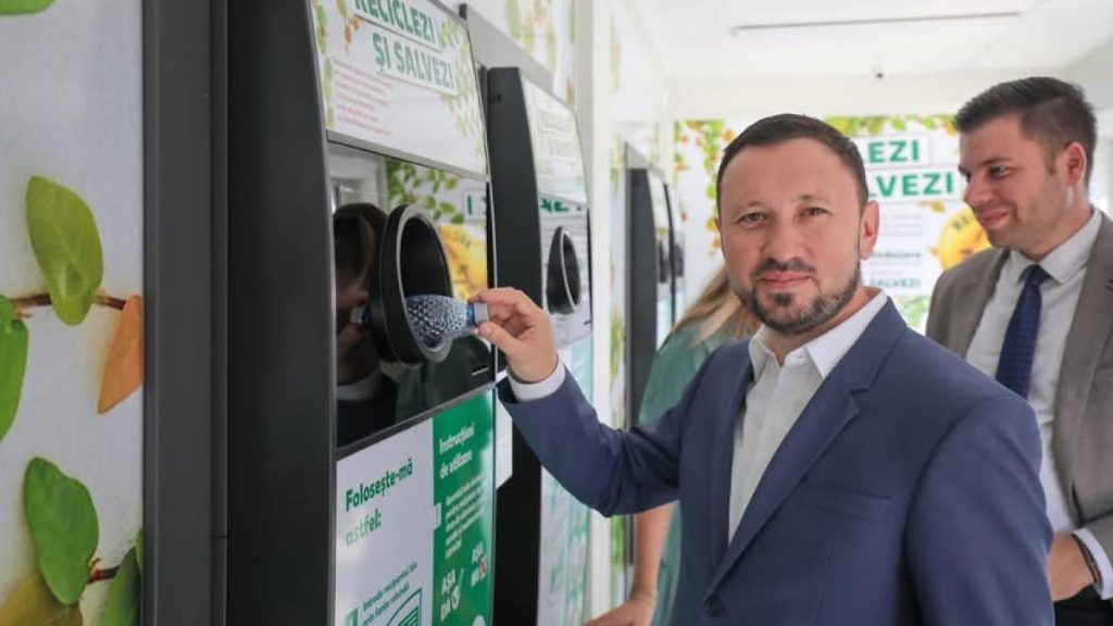Ministrul Mircea Fechet anunta recorduri pentru SGR 500 de milioane ambalaje colectate in mai