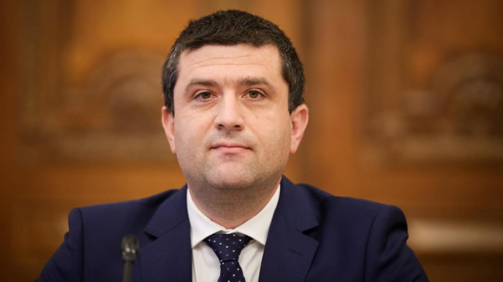 Radu Mirut noul ministru al Economiei Vrem factura in acelasi zile