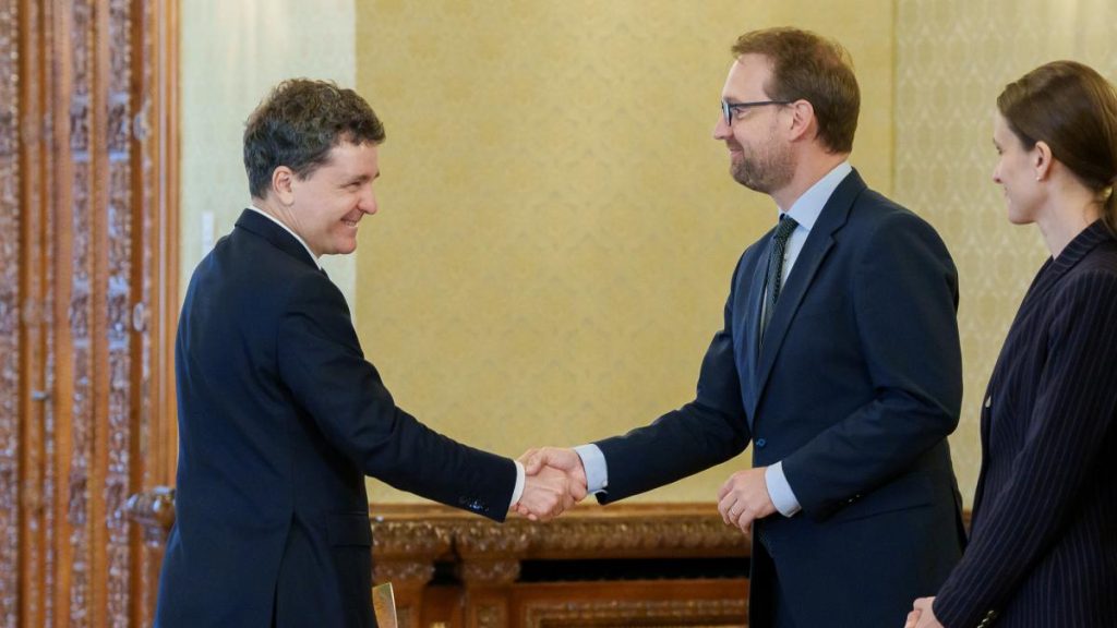 Scandal pe ministere USR nu renunta la ministere