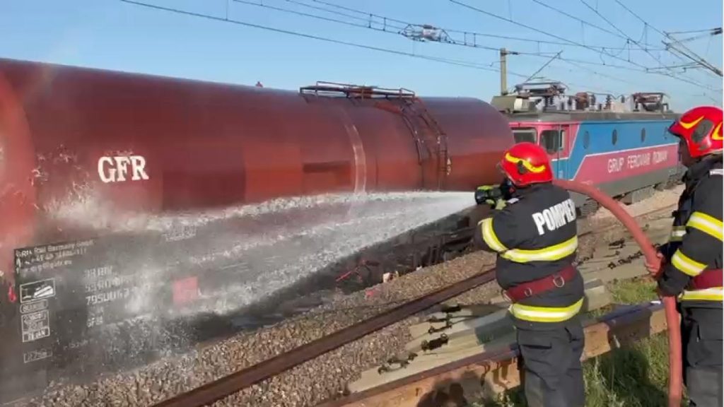 Trafic feroviar reluat dupa 24 de ore pe Rosiori Maldeni