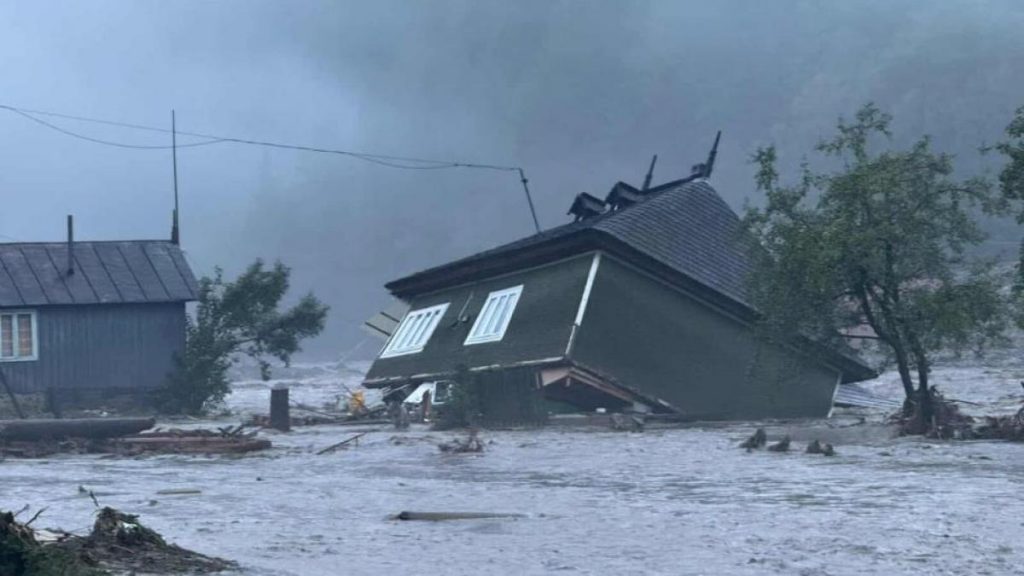 Al doilea mort dupa inundatiile din Suceava