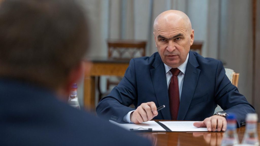 Austeritate doar pentru unii avertizeaza Nasulea