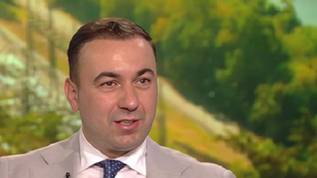 Bogdan Ivan intreaba serviciile de informatii despre ONG urile de Mediu