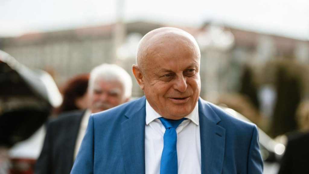 Buzoianu despre directorul Romsilva si salariile cerute