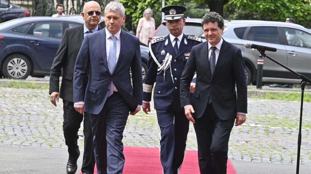 Catalin Predoiu solicita ca MAI sa participe la SAFE
