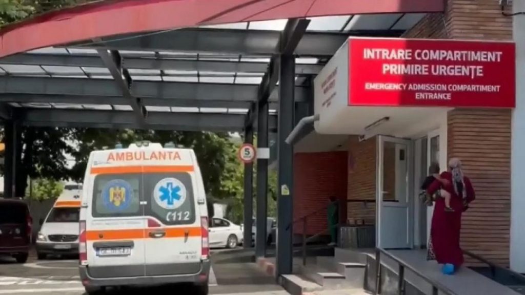Copil de 3 ani atacat de caini in Galati
