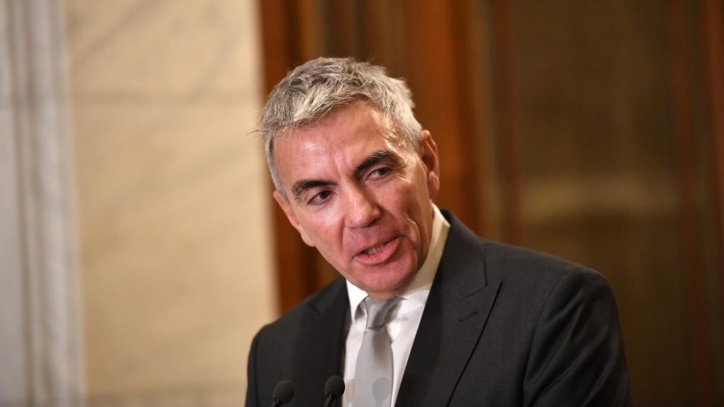 Dragos Anastasiu despre taierile salariilor mari Ma referam la cei care castiga 16000 euro