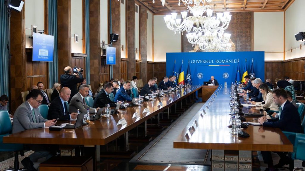 Guvernul schimba Legea Austeritatii CASS pensii 3000 lei 2028