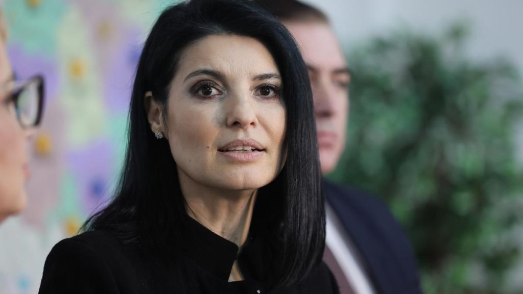 Lavinia Sandru Cultura nu se inchide in weekend