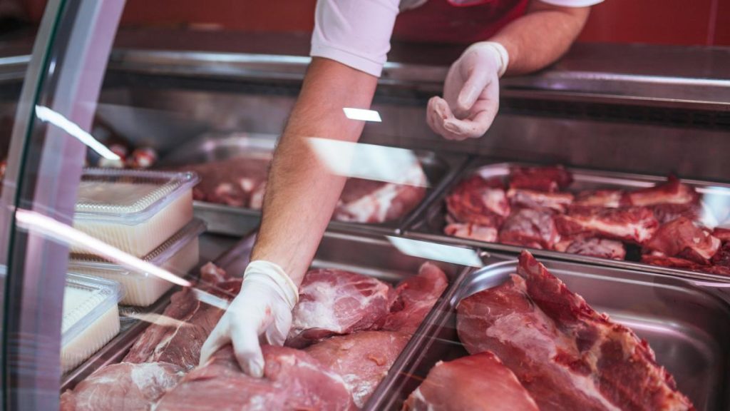 Peste o tona de carne retrasa din cauza pestei porcine