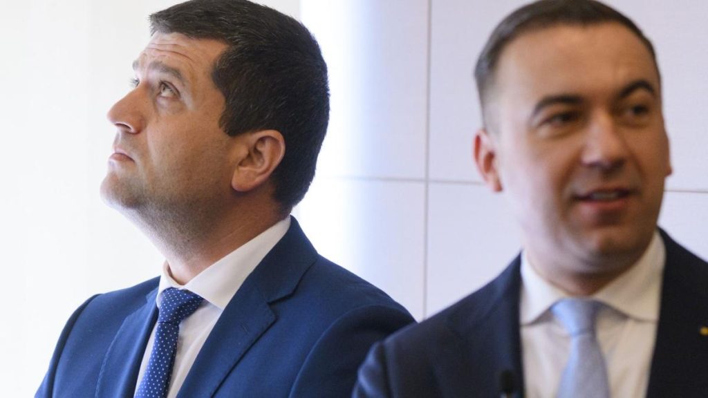 Scandalul cladirii fantoma a Ministerului Economiei Ivan si Miruta confruntare directa