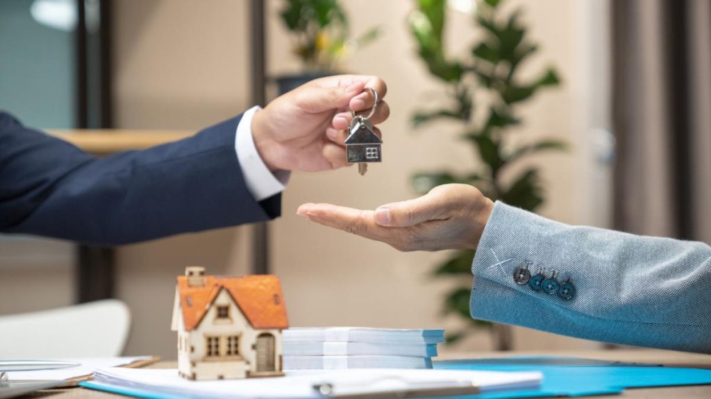 Schema prin care romanii sunt indusi in eroare la apartamente