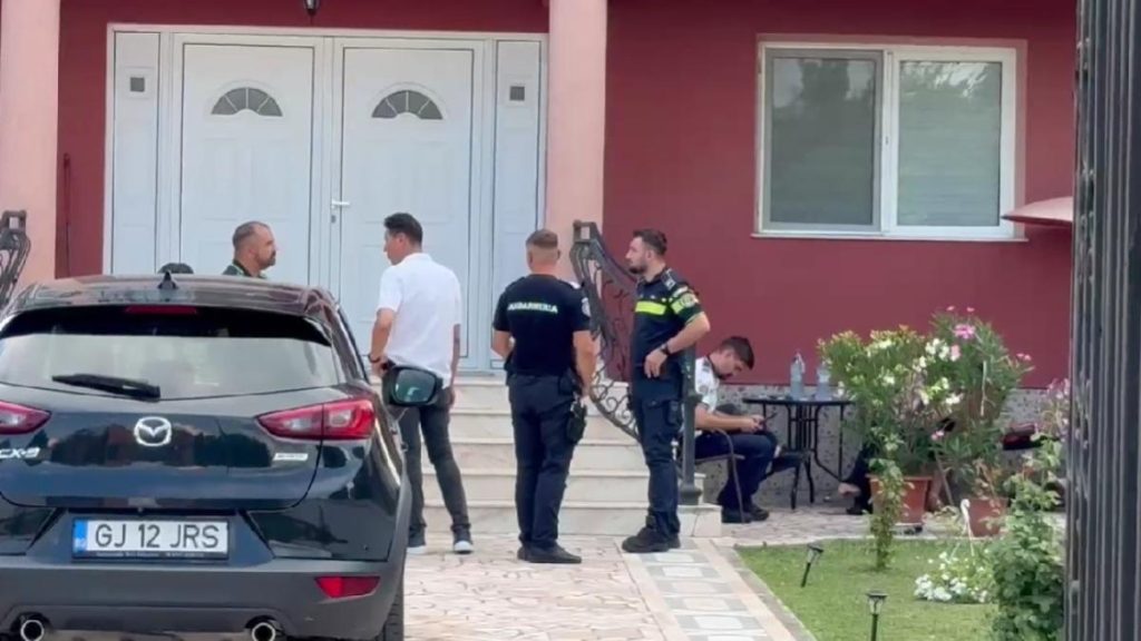 Un baiat din Targu Jiu si a omorat bunica
