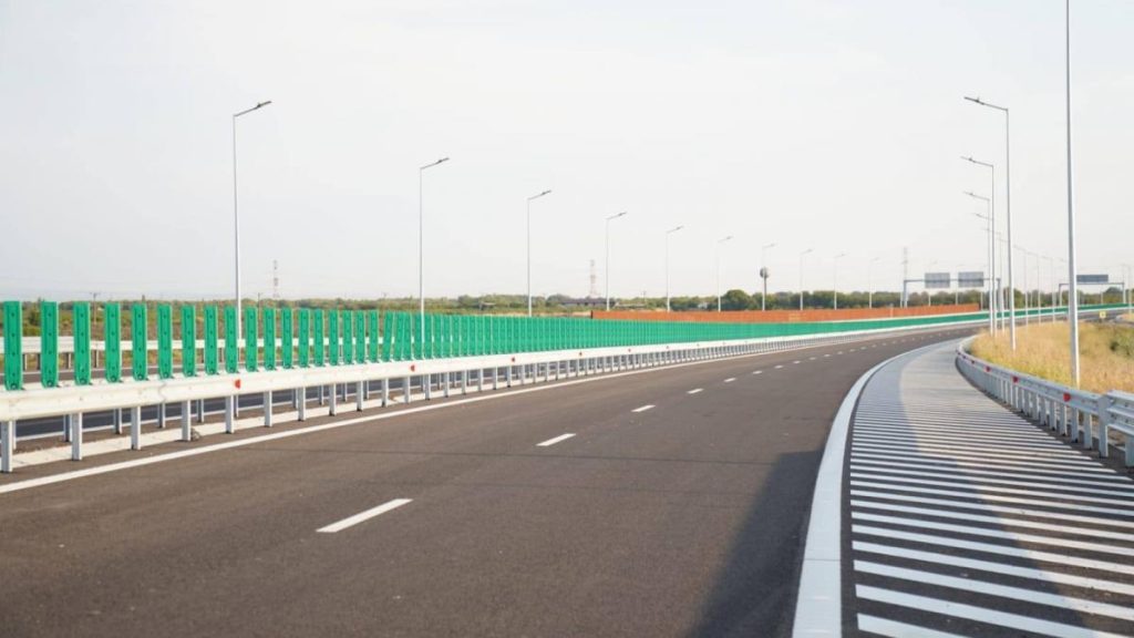 Bolojan si ministrul Transporturilor au vizitat santierul Autostrazii Moldova