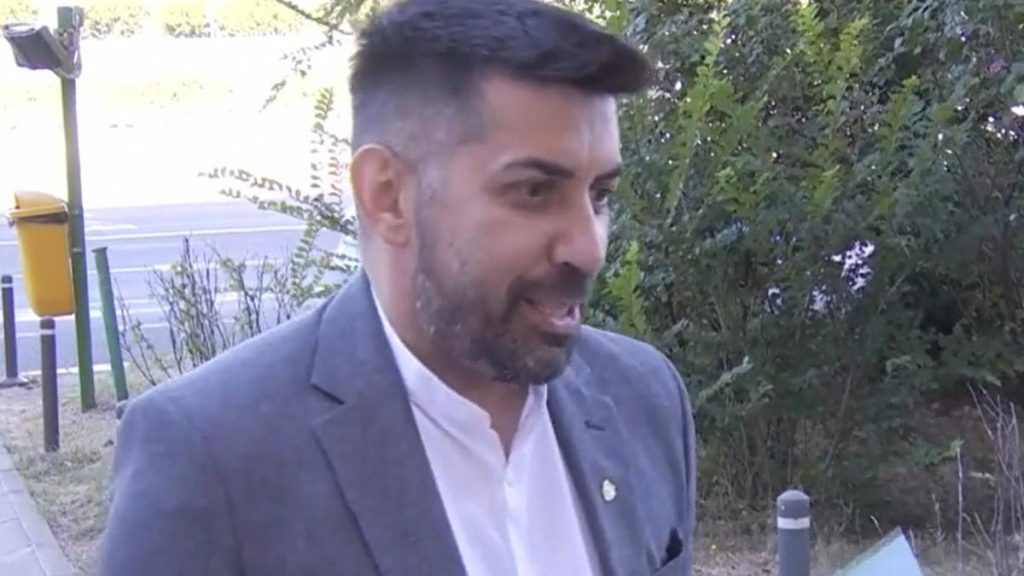 Culmea sfidarii Fostul director Romsilva concurteaza pentru sefie