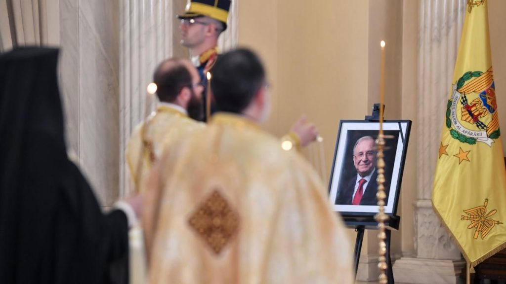 Imagini de la catafalcul lui Ion Iliescu revenire la Cotroceni