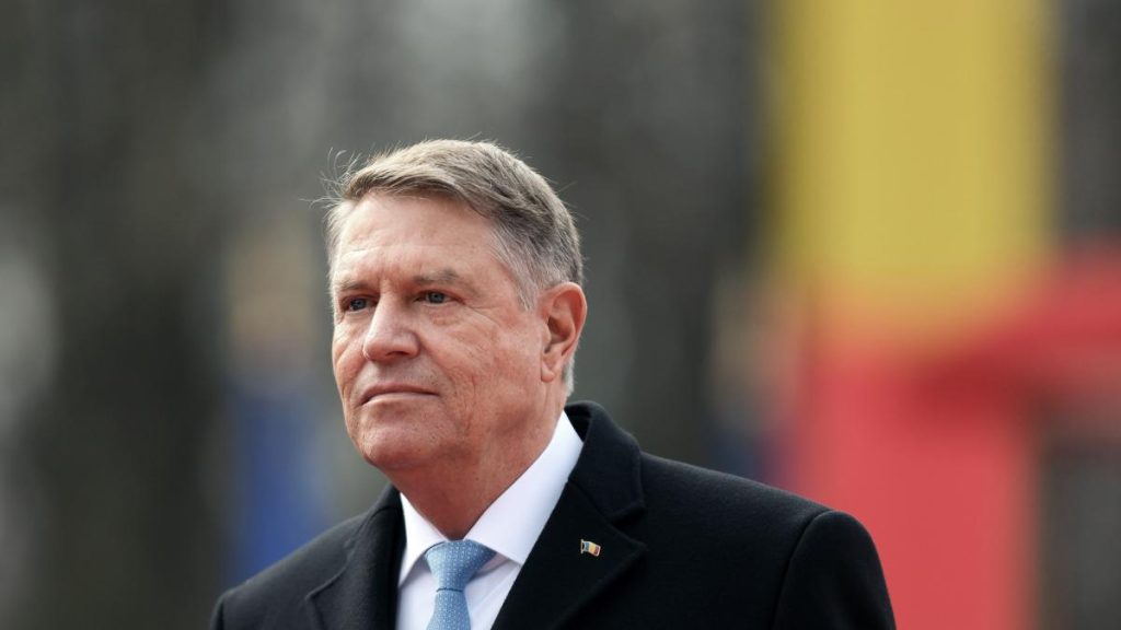 Klaus Iohannis somat de ANAF sa restituie casa din Sibiu