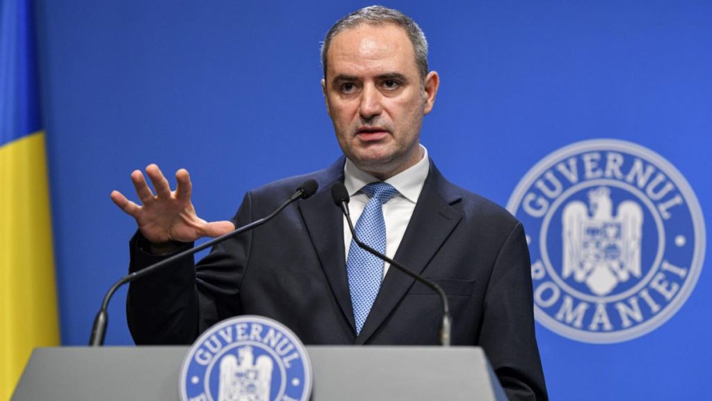 Ministrul Finantelor Fitch reconfirm ncrederea n Guvern