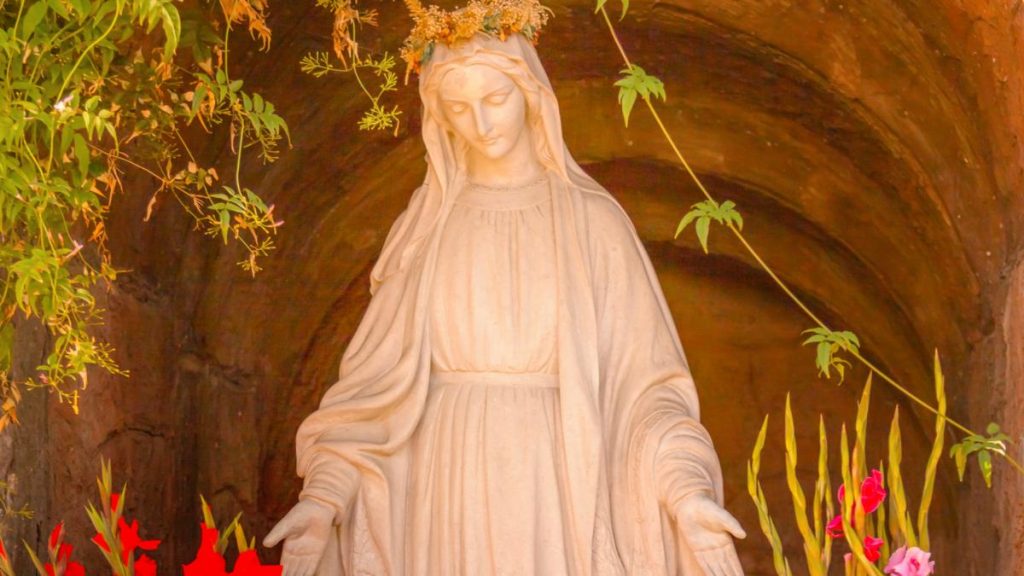Numele sarbatorite de Sf Maria Lista completa