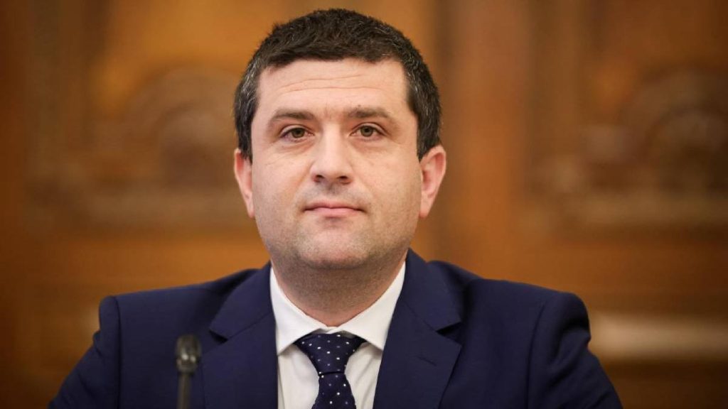 Radu Miruta Platim salariile dintr un program la DNA