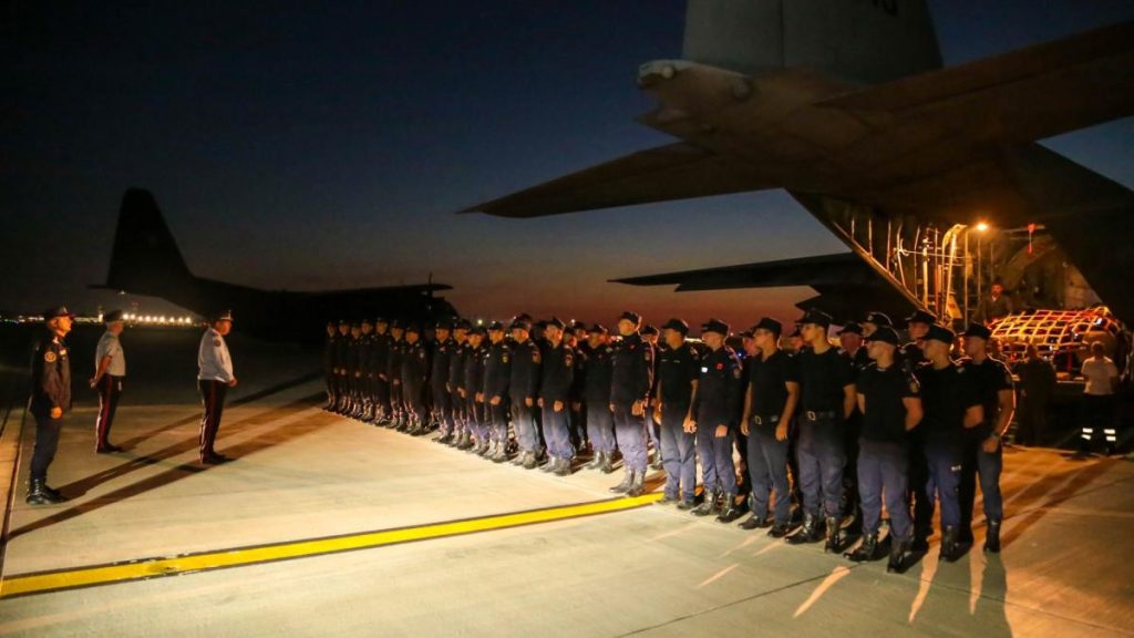 Romania ajuta Spania cu 51 de pompieri in Galicia