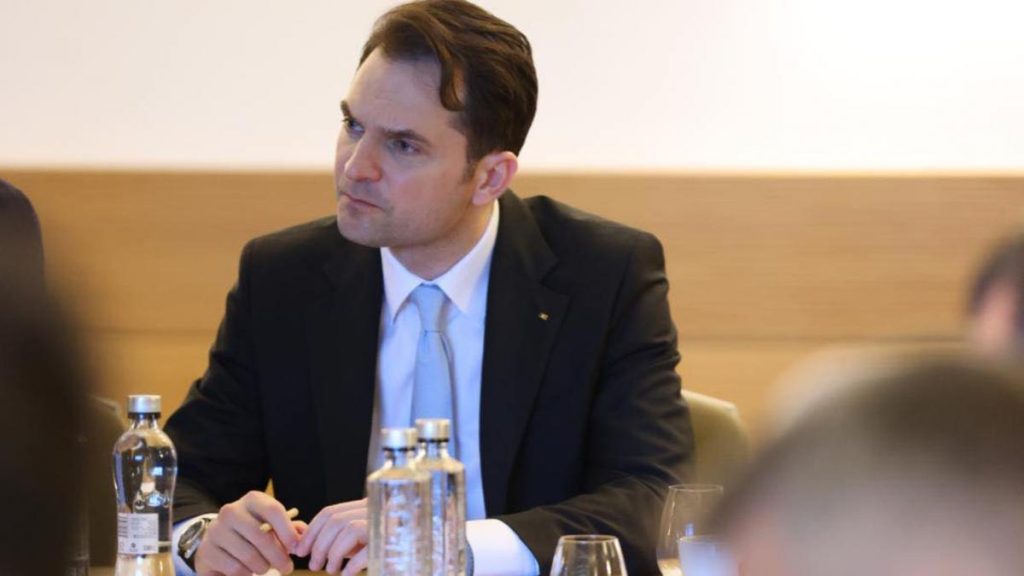 Sebastian Burduja propune alegeri primare deschise in Bucuresti