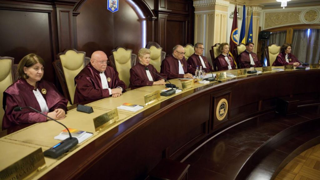 CCR a decis Legea reorganizarii autoritatilor autonome e constitutionala