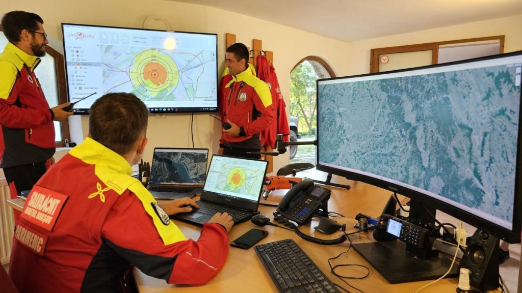 Doi ucraineni din Harkov salvati de la 1700 metri